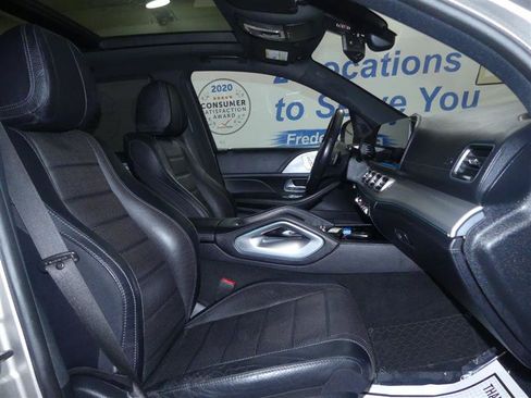 Used 2021 Mercedes-Benz GLE 580 4MATIC image 8