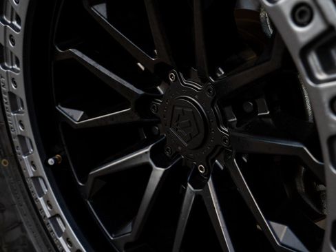 Used 2021 Ford Bronco Outer Banks image 9