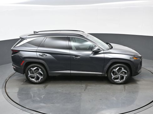 Certified 2022 Hyundai Tucson Limited w/ Cargo Package image 40