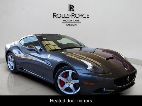 Used 2011 Ferrari California image 7