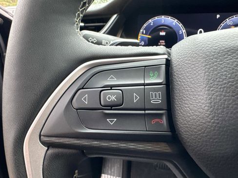 Certified 2024 Jeep Grand Cherokee L Laredo image 29