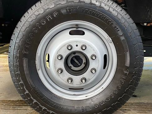 Used 2025 Ford F350 XLT image 53