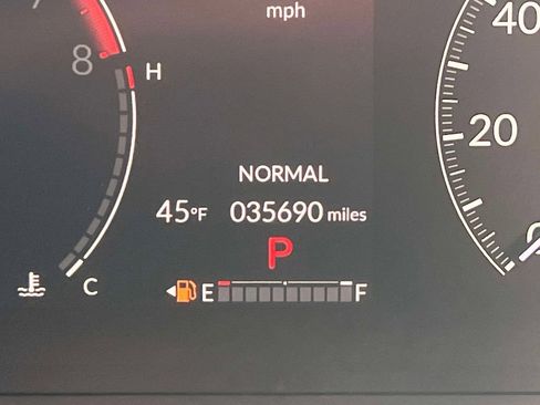 Used 2024 Honda Ridgeline TrailSport image 28