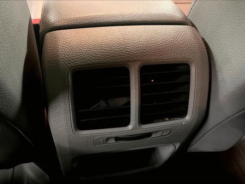 Used 2007 Volkswagen Jetta Wolfsburg Edition image 12