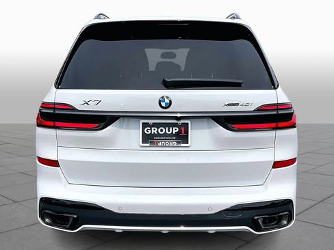 Certified 2024 BMW X7 xDrive40i w/ M Sport Package image 5