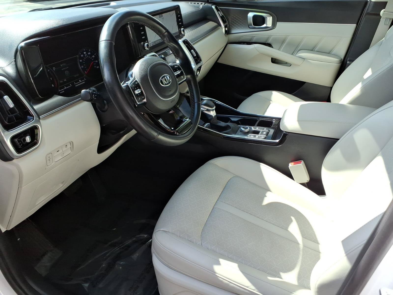 Used 2021 Kia Sorento SX AWD/4WD image 11