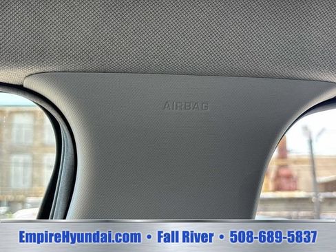 Used 2022 Hyundai Elantra SEL w/ Convenience + Premium Package FWD image 30