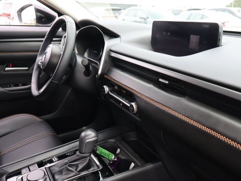 Used 2025 MAZDA CX-50 AWD 2.5 Hybrid w/ Premium Pkg image 10