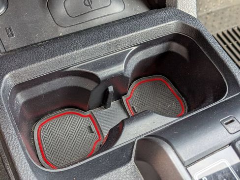 Used 2019 Toyota Tacoma TRD Sport AWD/4WD image 25