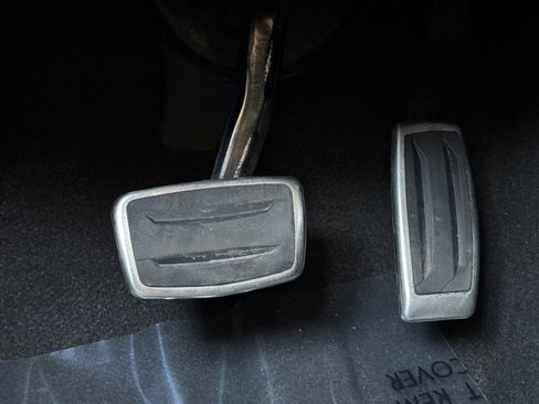 Used 2025 Buick Envision Sport Touring image 41