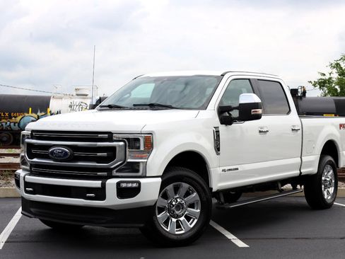 Used 2020 Ford F250 Platinum image 3