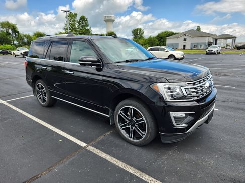 Used 2020 Ford Expedition Limited w/ Special Edition Package AWD/4WD image 9