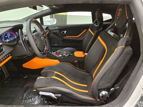 Used 2023 Lamborghini Huracan Tecnica image 17