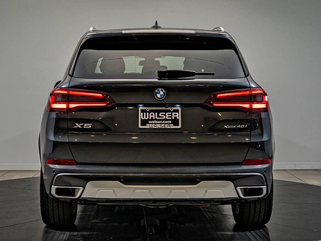 Used 2023 BMW X5 xDrive40i w/ Premium Package AWD/4WD image 6