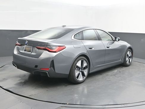 New 2026 BMW i4 eDrive40 w/ Premium Package RWD image 7