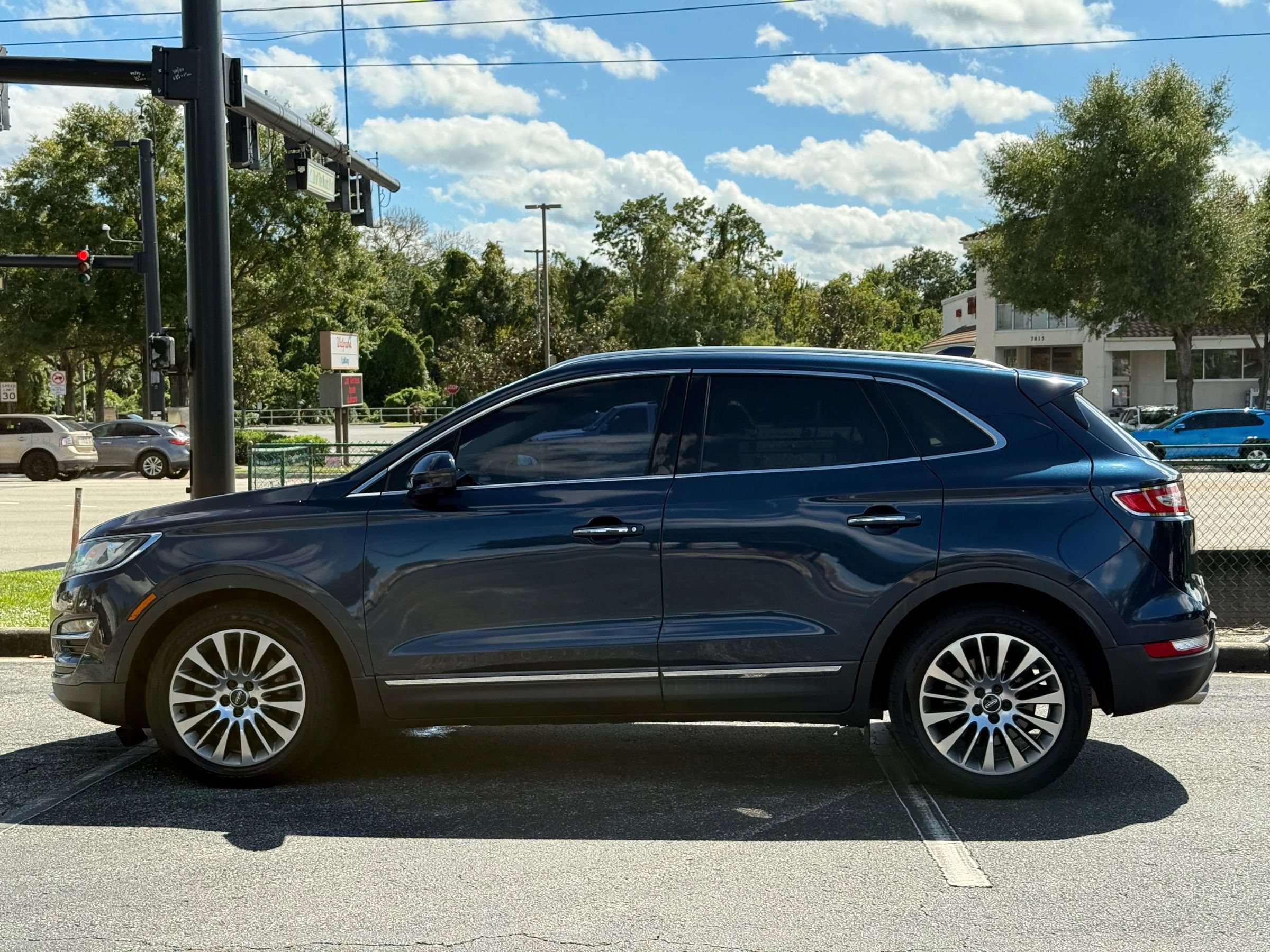 Used 2015 Lincoln MKC FWD w/ Equipment Group 102A Reserve image 8