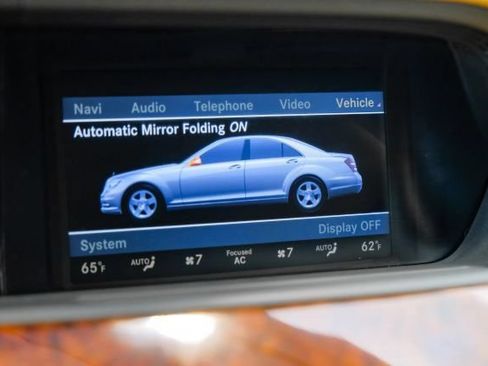 Used 2011 Mercedes-Benz S 550 image 34