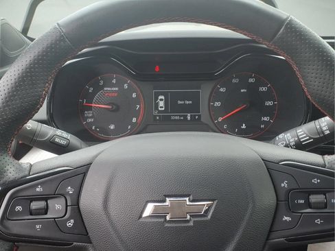 Used 2024 Chevrolet Trax RS w/ Driver Confidence Package FWD image 20