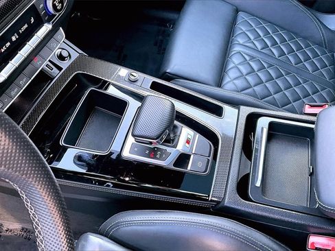 Used 2022 Audi SQ5 Premium Plus image 18