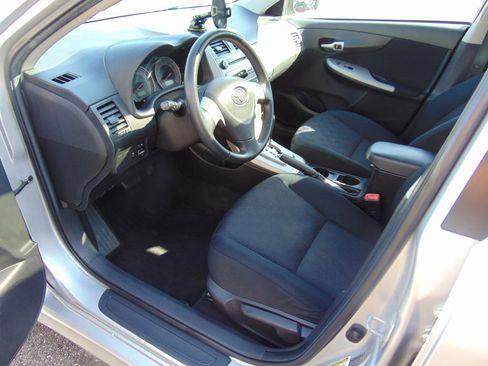 Used 2010 Toyota Corolla S FWD image 2