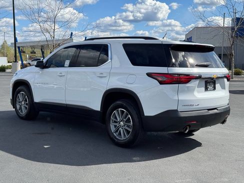 Used 2022 Chevrolet Traverse LT AWD/4WD image 6