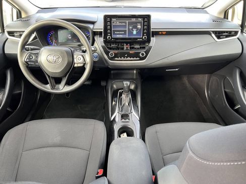 Used 2021 Toyota Corolla LE image 10