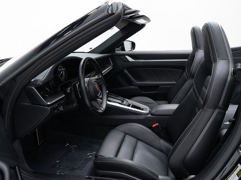 Used 2024 Porsche 911 Turbo S image 23