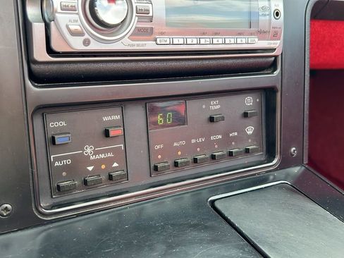 Used 1989 Chevrolet Corvette Convertible image 21