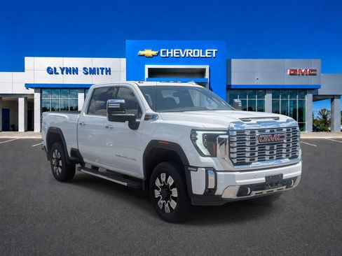 Used 2025 GMC Sierra 2500 Denali AWD/4WD image 10