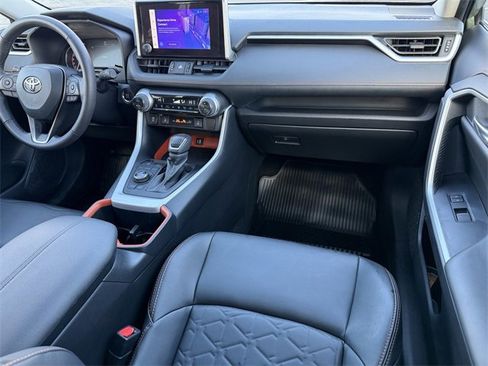 Used 2024 Toyota RAV4 Adventure image 34