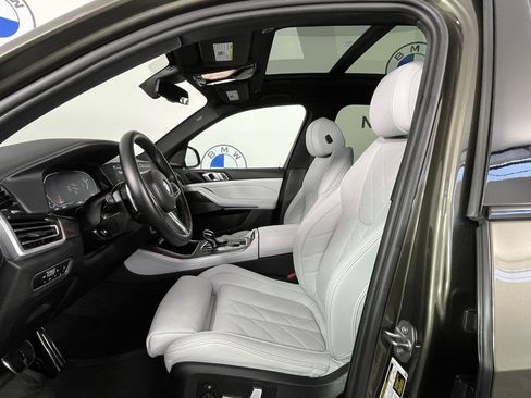 Used 2023 BMW X5 xDrive40i w/ M Sport Package AWD/4WD image 21