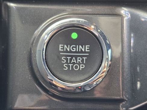 Used 2022 Ford F150 XLT w/ Equipment Group 302A High image 18