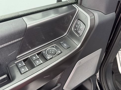 Used 2025 Ford F150 Lariat w/ Equipment Group 502A High image 27