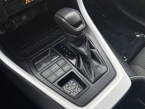 Used 2023 Toyota RAV4 LE image 24