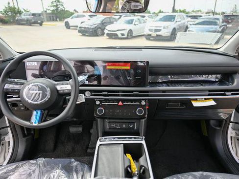 New 2026 Hyundai Tucson SEL AWD/4WD image 12