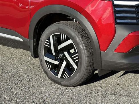 New 2026 Nissan Kicks SV w/ SV Premium Package image 7