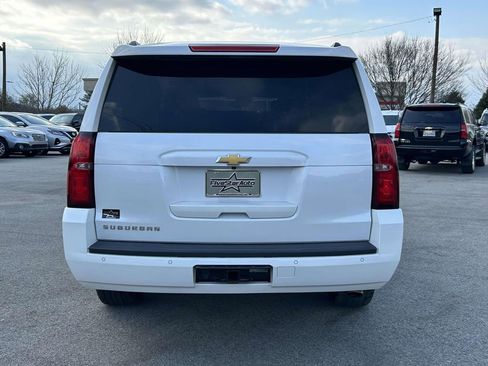 Used 2016 Chevrolet Suburban LT w/ LT Signature Package RWD image 4