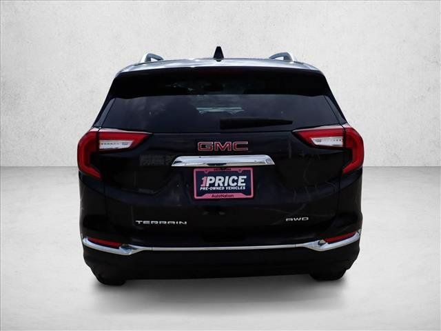Used 2024 GMC Terrain SLT AWD/4WD image 3
