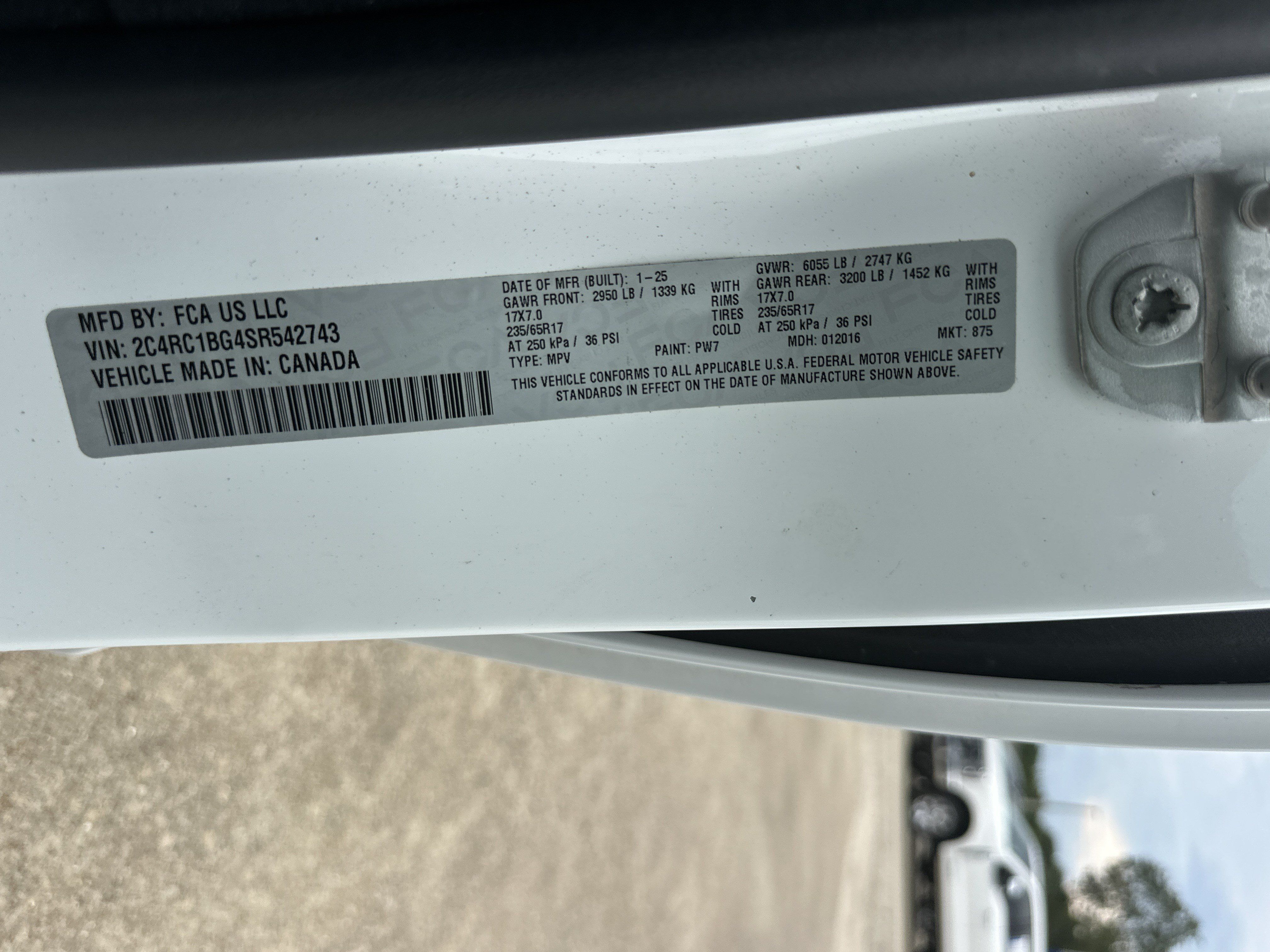 Used 2025 Chrysler Pacifica Select FWD image 31