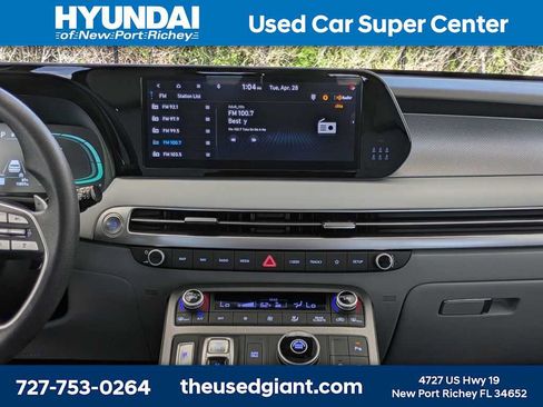 Certified 2025 Hyundai Palisade SE FWD image 22