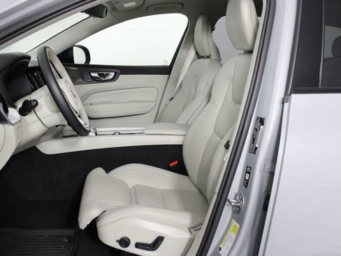 Used 2026 Volvo XC60 B5 Ultra w/ Protection Package Premier AWD/4WD image 31