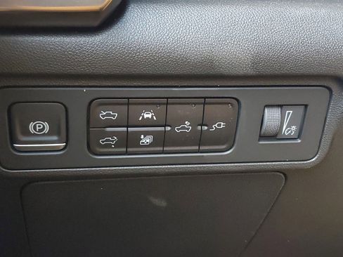 New 2025 GMC Hummer EV 2X image 32