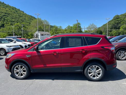 Certified 2018 Ford Escape SEL AWD/4WD image 6