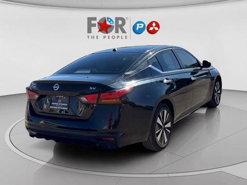 Used 2021 Nissan Altima 2.5 SV image 5