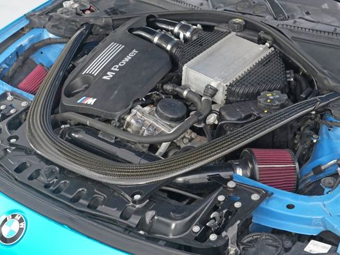 Used 2015 BMW M3 image 8