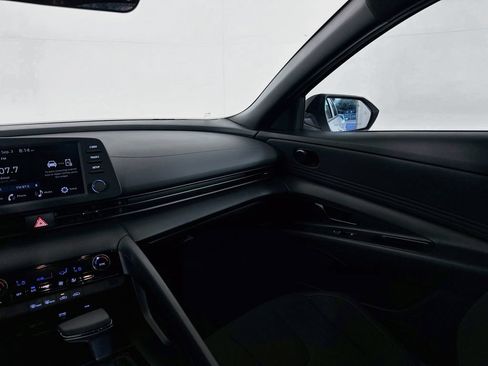 Certified 2026 Hyundai Elantra Sport FWD image 22