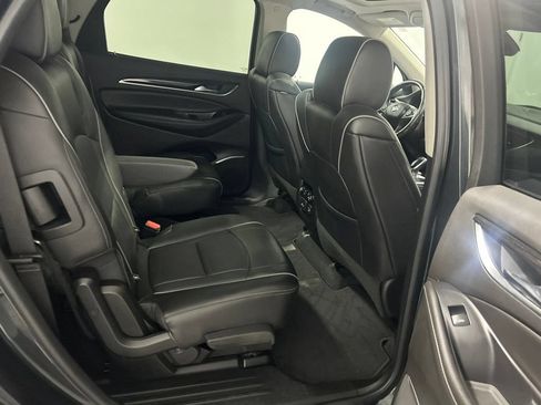 Used 2021 Buick Enclave Avenir w/ Avenir Technology Package AWD/4WD image 18