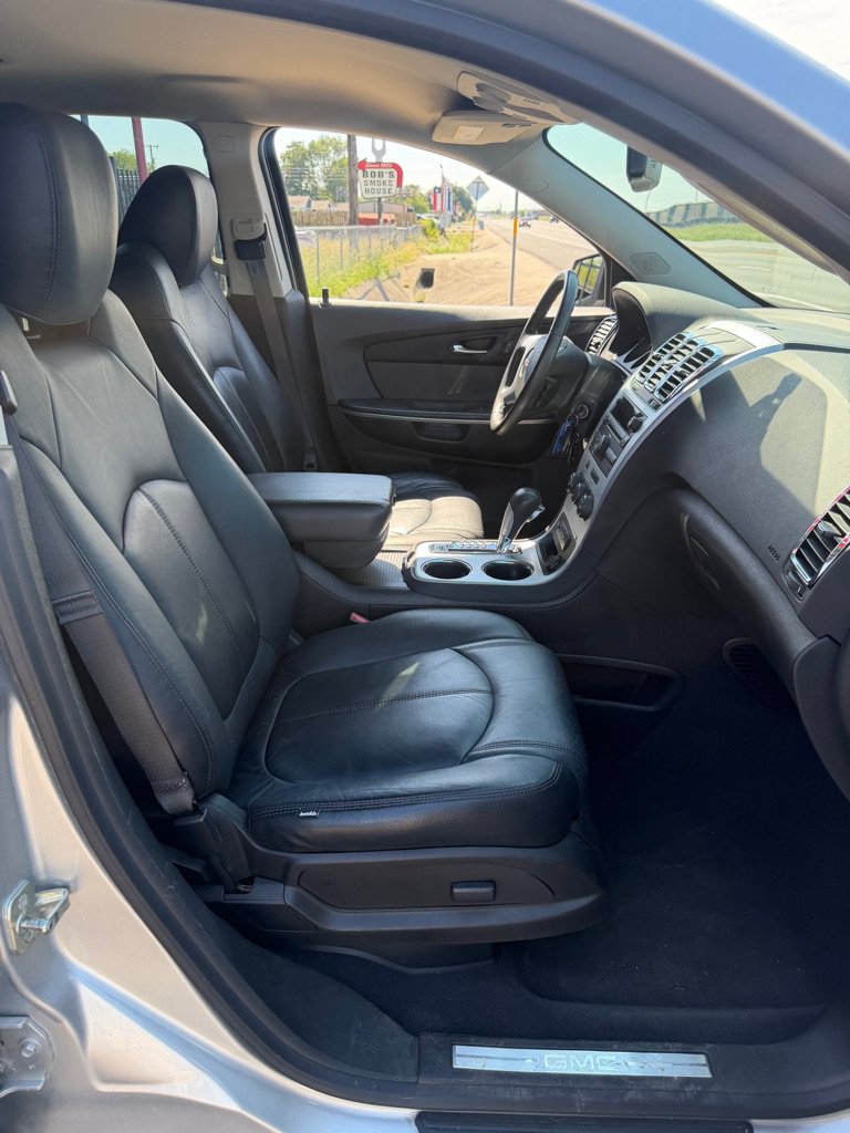 Used 2012 GMC Acadia SLE FWD image 22