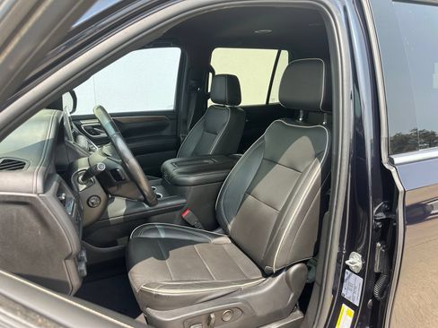 Used 2021 Chevrolet Tahoe Premier RWD image 11