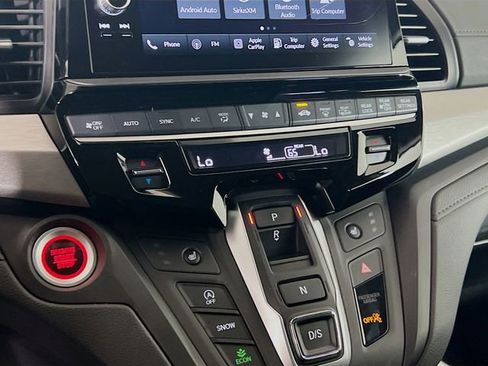 Used 2026 Honda Odyssey EX-L image 12